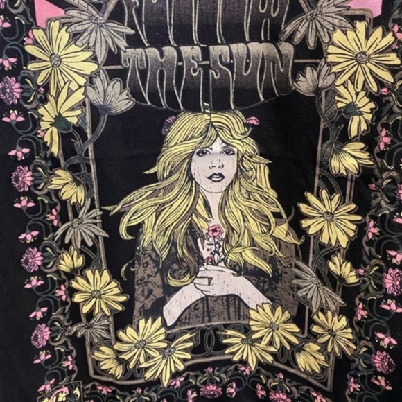 SOLD OUT Stevie Nicks Follow the Sun Graphic Band T-Shirt - Picture 6 of 6